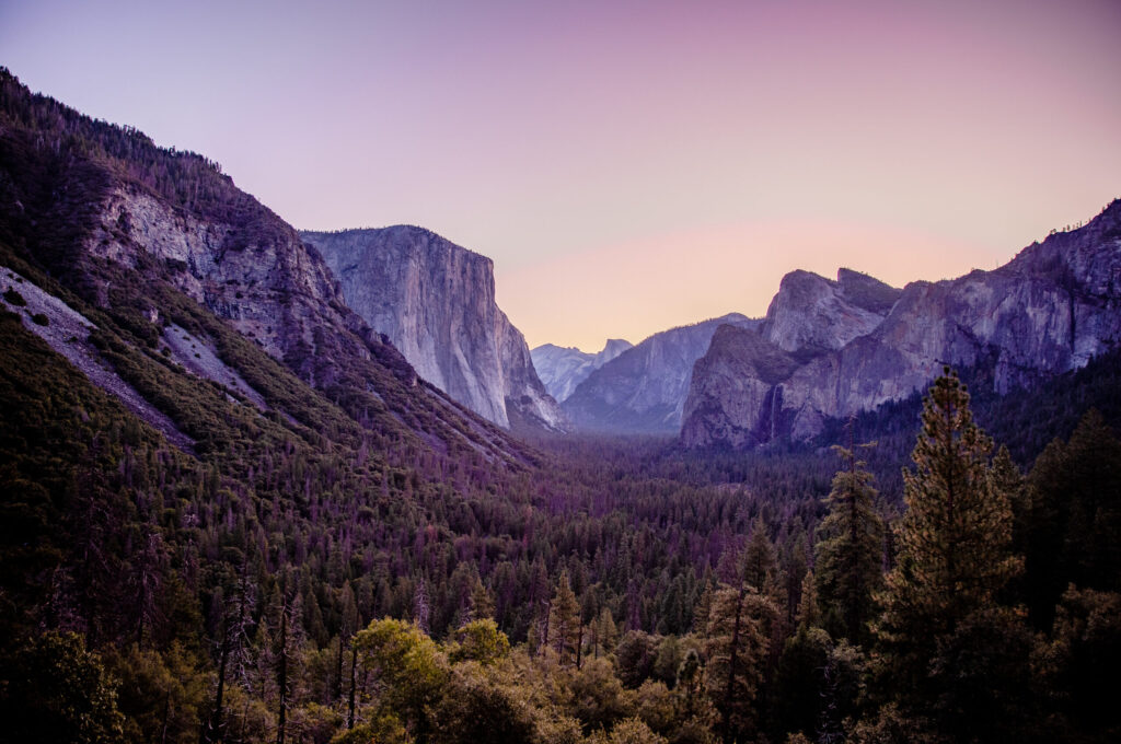 Tunnel View Yosemite National Park California