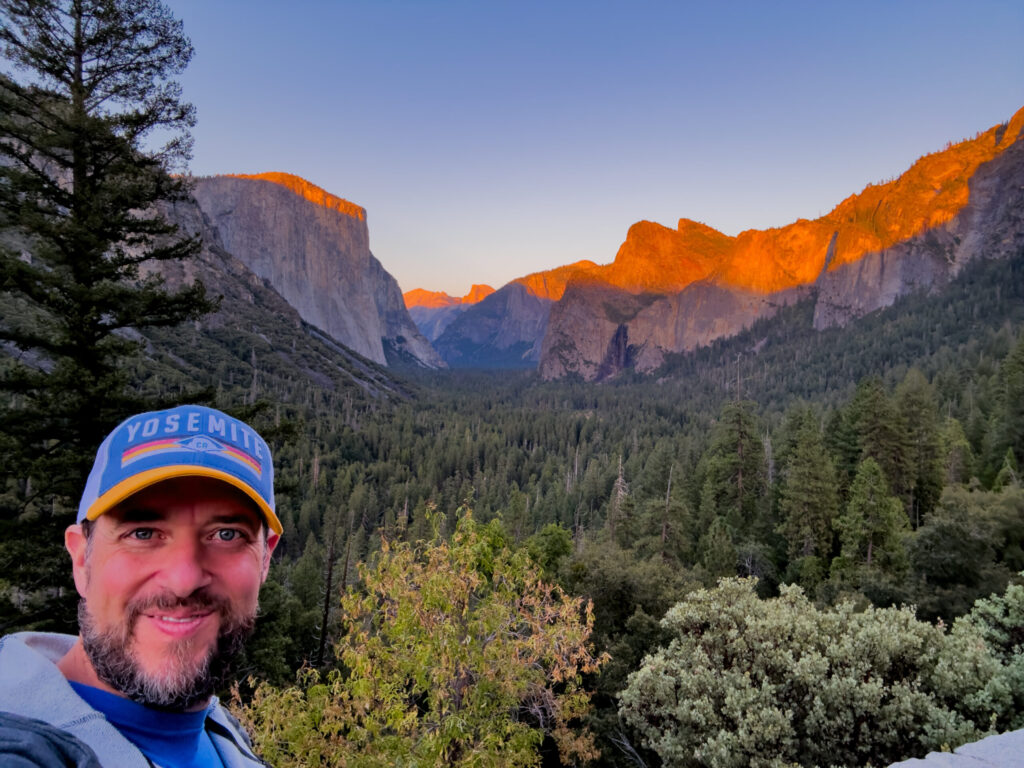 Tunnel View Yosemite National Park California (2025)