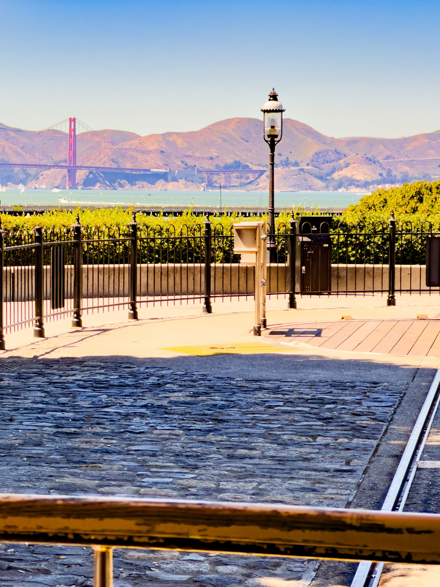 The Golden Gate Bridge from Powell & Hyde Cable Car Turntable - San Francisco (2024)
