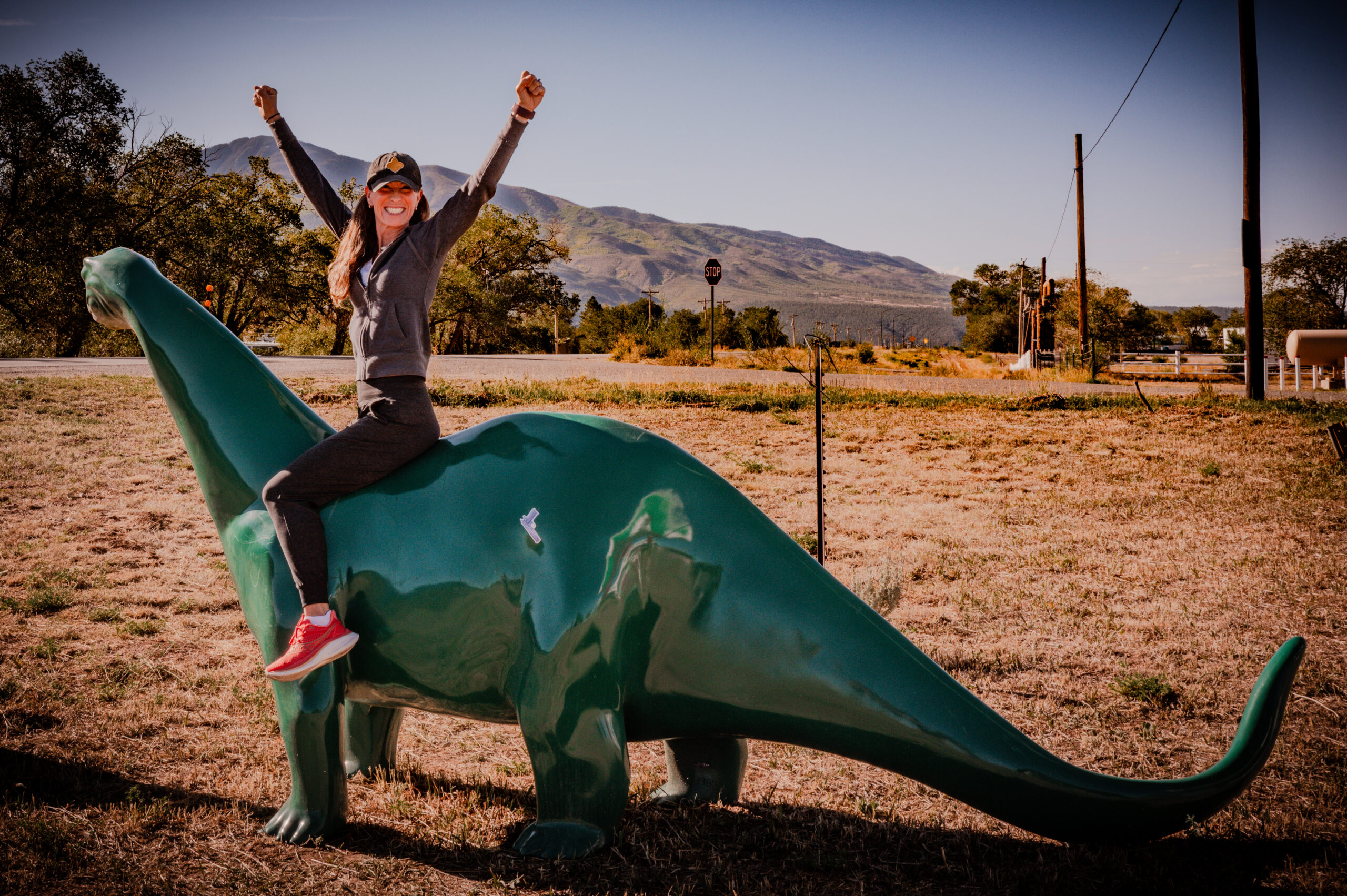 Carrie on Sinclair Dinosaur with High Plains Approach — Des Moines, New Mexico (2026)