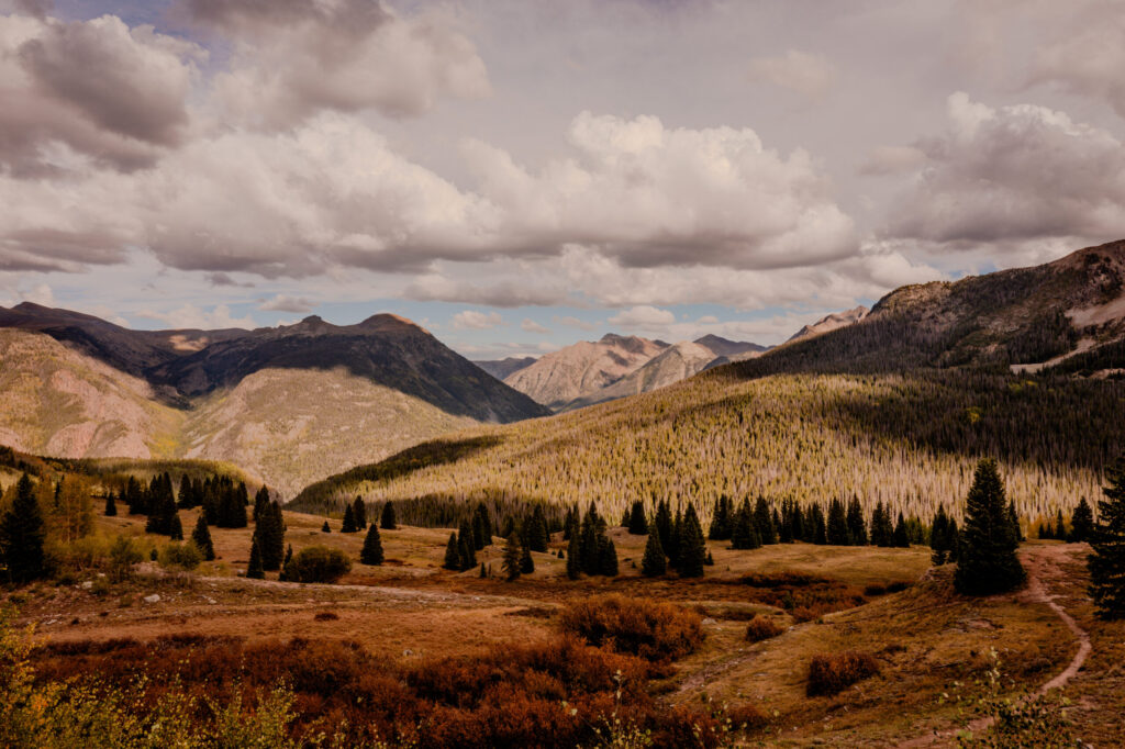 Molas Pass Overlook along Million Dollar Highway - Colorado (2026)